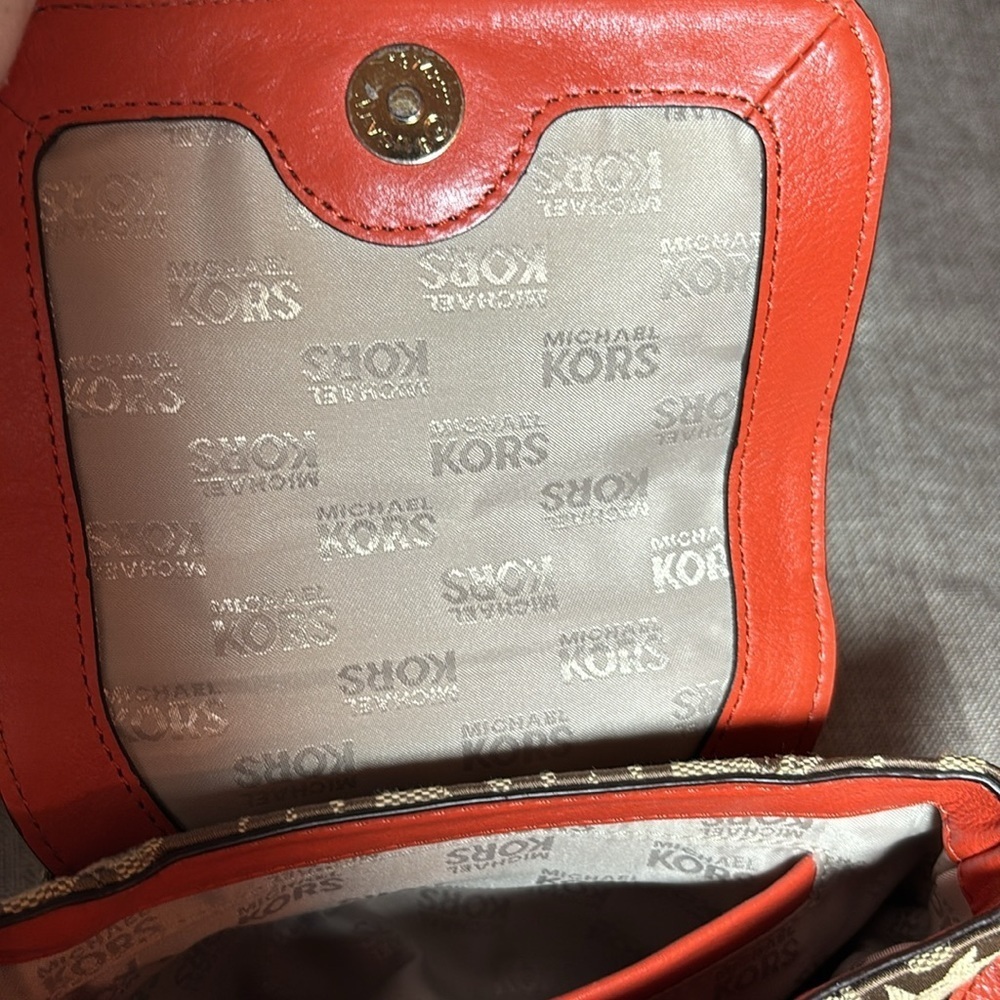 Michael Kors Tan Signature Jacquard Mini Crossbody - Picture 10 of 11